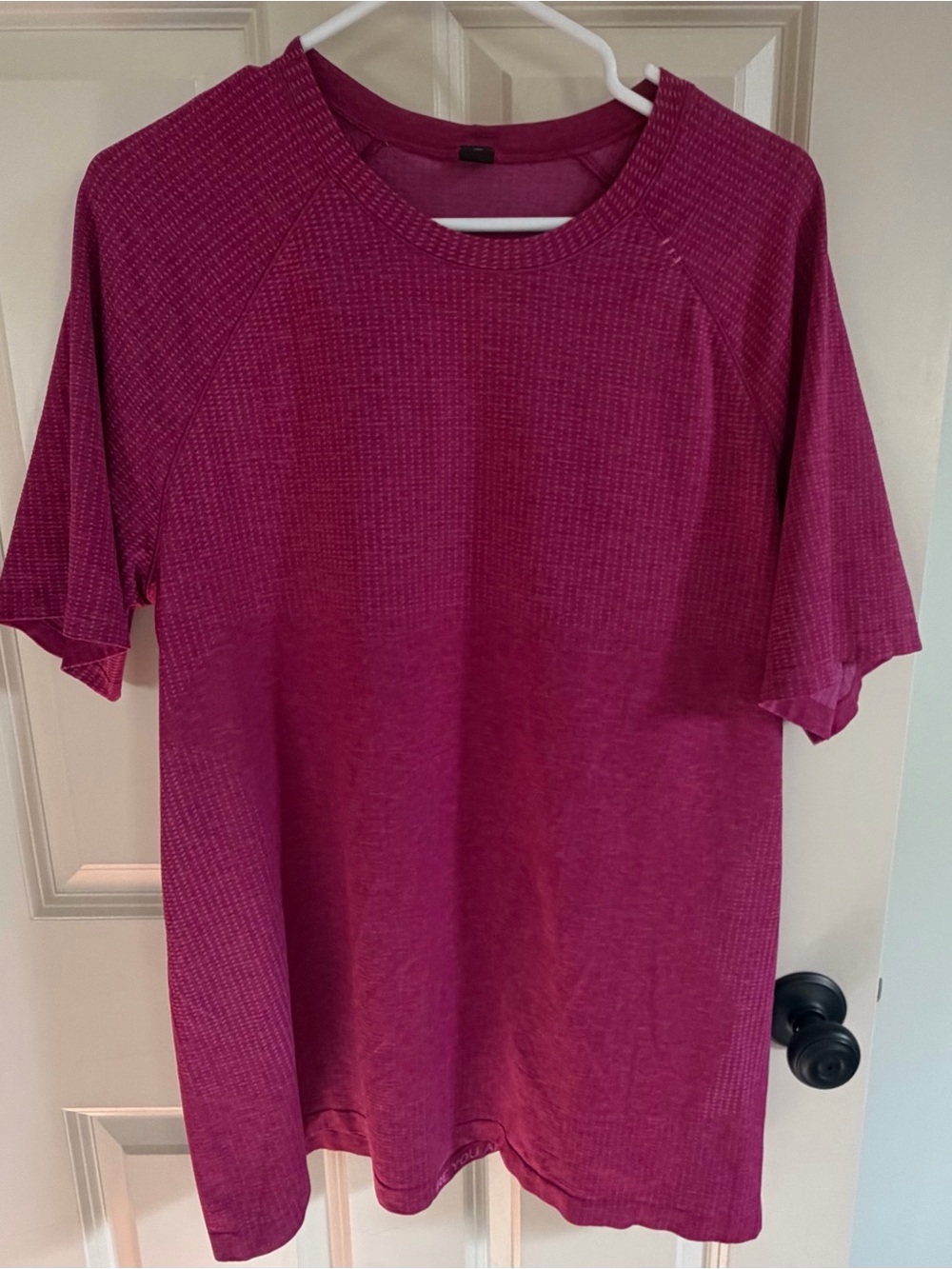Lululemon Metal Vent Tech Short Sleeve Shirt - XXL - Magenta